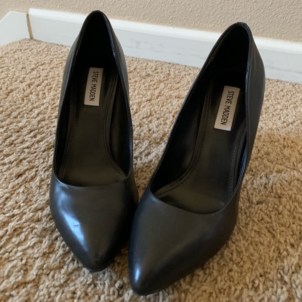 Steve Madden Black Heel